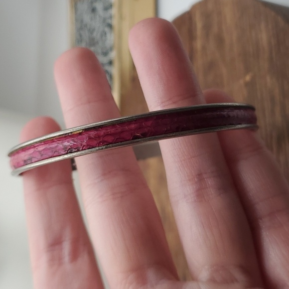 B1934 1990s nostalgia buckle leather pink‎ bracelet - Picture 2 of 2